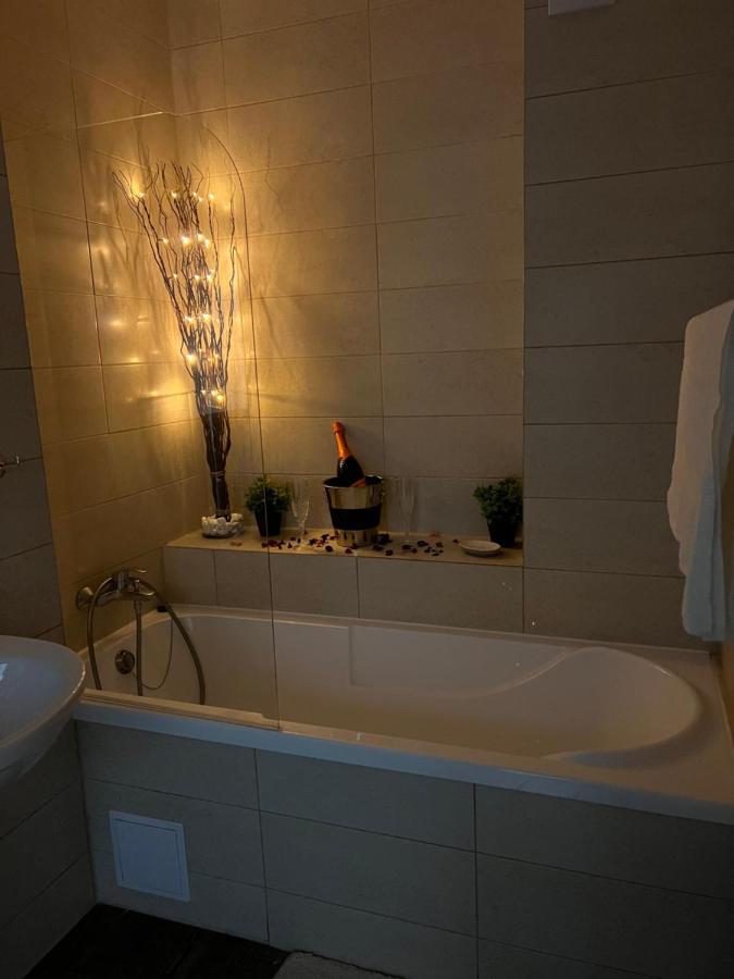 Pya Residence Braşov Buitenkant foto